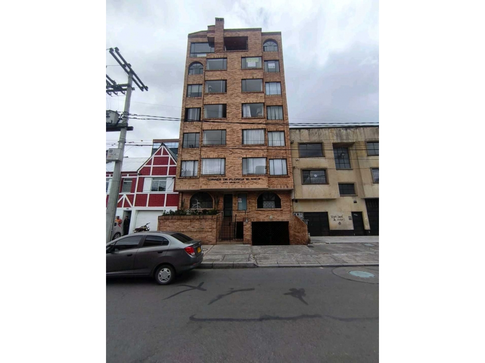 Departamento en venta bajo precio de mercado en Teusaquillo