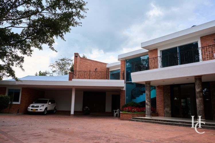 Casa de 6 alcobas en venta en Guaymaral, Bogotá, 1620 m² · foto 8 de 24