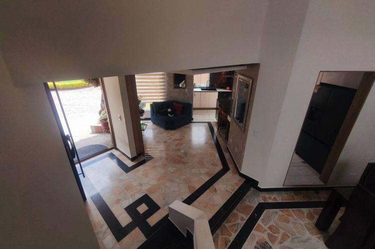 Casa de 4 alcobas en venta en San Jose De Bavaria, Bogotá, 350 m² · foto 5 de 24