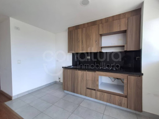 Apartamento en venta en Suramérica, La Estrella · foto 2 de 24