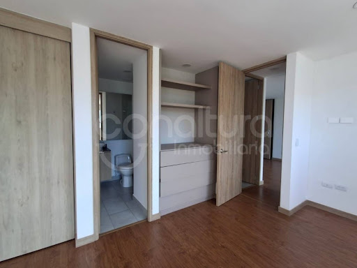 Apartamento en venta en Suramérica, La Estrella · foto 14 de 24