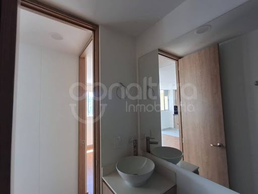 Apartamento en venta en Suramérica, La Estrella · foto 15 de 24