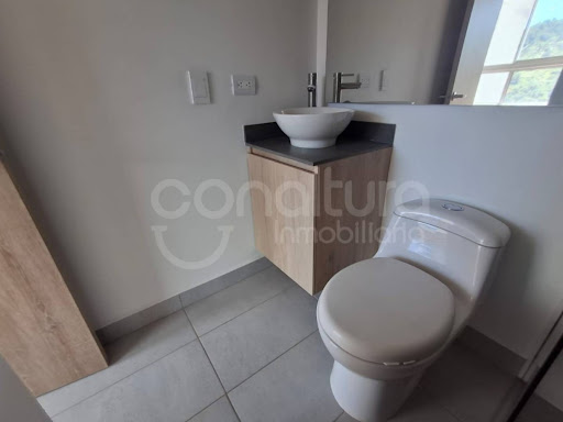 Apartamento en venta en Suramérica, La Estrella · foto 20 de 24