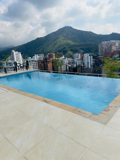 Apartamento de 3 alcobas en venta en Arboledas, Cali, 130 m² · foto 10 de 11