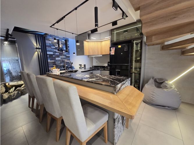 Casa de 3 alcobas en venta en La Ceja, 131 m² · foto 2 de 15