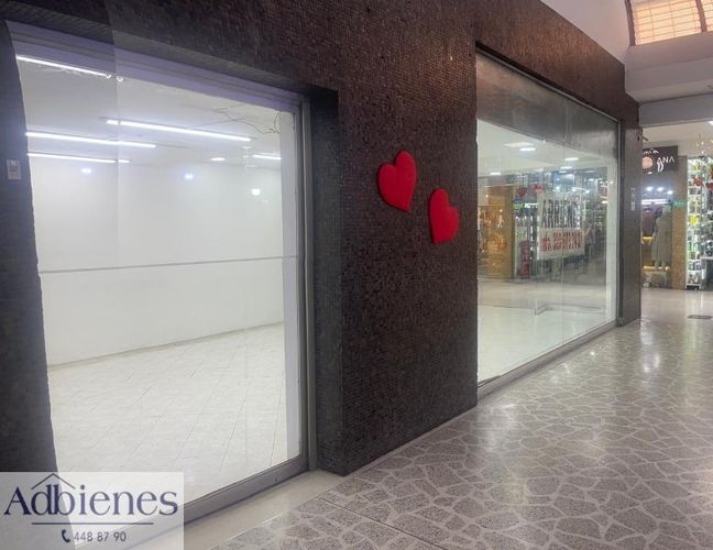 Local en arriendo en La Candelaria, Medellín, 72 m² · foto 2 de 6