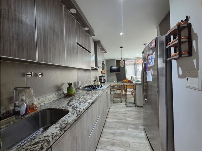 Casa de 4 alcobas en venta en Rionegro, 230 m² · foto 7 de 22