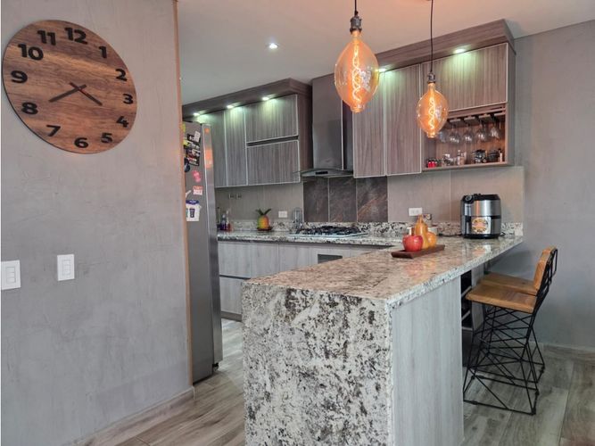 Casa de 4 alcobas en venta en Rionegro, 230 m² · foto 8 de 22