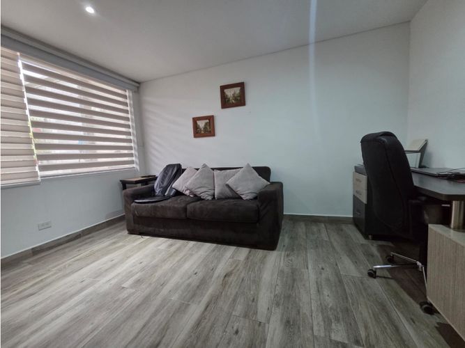 Casa de 4 alcobas en venta en Rionegro, 230 m² · foto 12 de 22