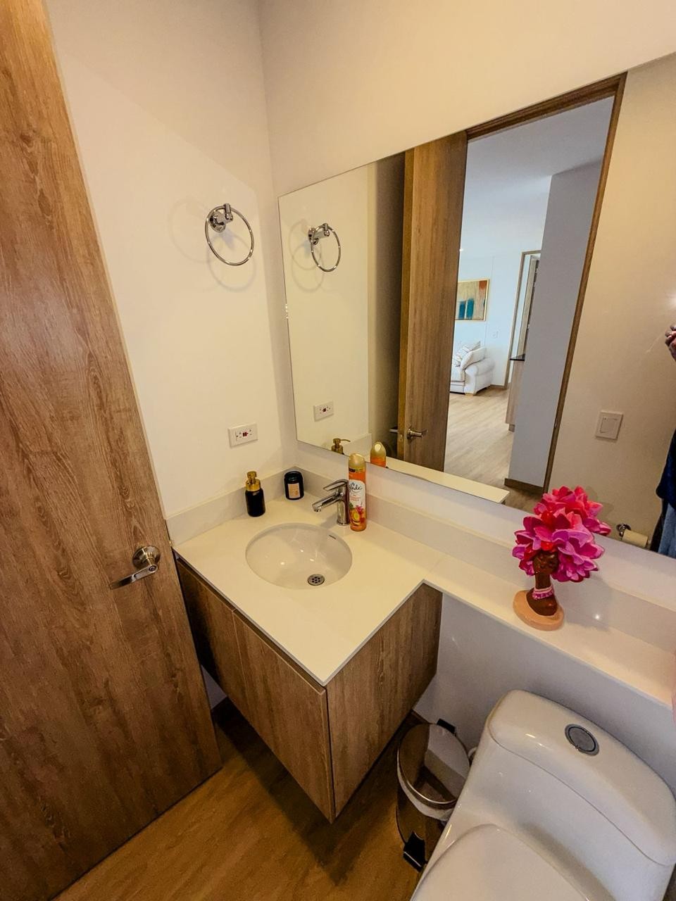 Apartamento en arriendo en Belén, Medellín · foto 3 de 19