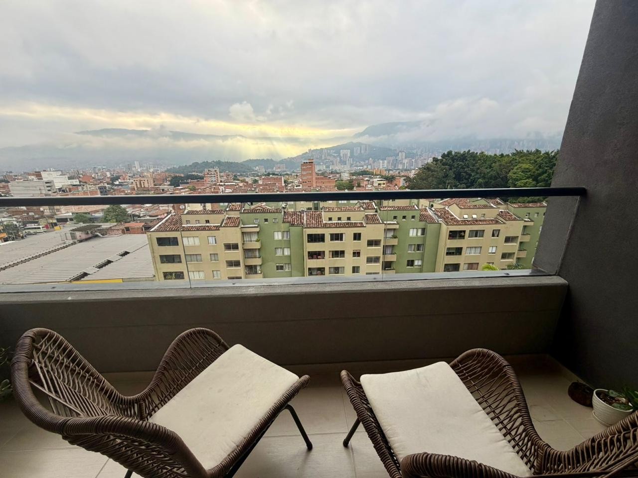 Apartamento en arriendo en Belén, Medellín · foto 7 de 19