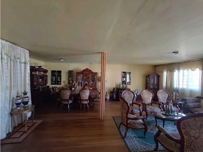 Casa de 6 alcobas en venta en La Estrella, Manizales, 258 m² · foto 8 de 16