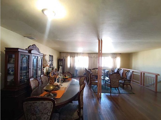 Casa de 6 alcobas en venta en La Estrella, Manizales, 258 m² · foto 11 de 16