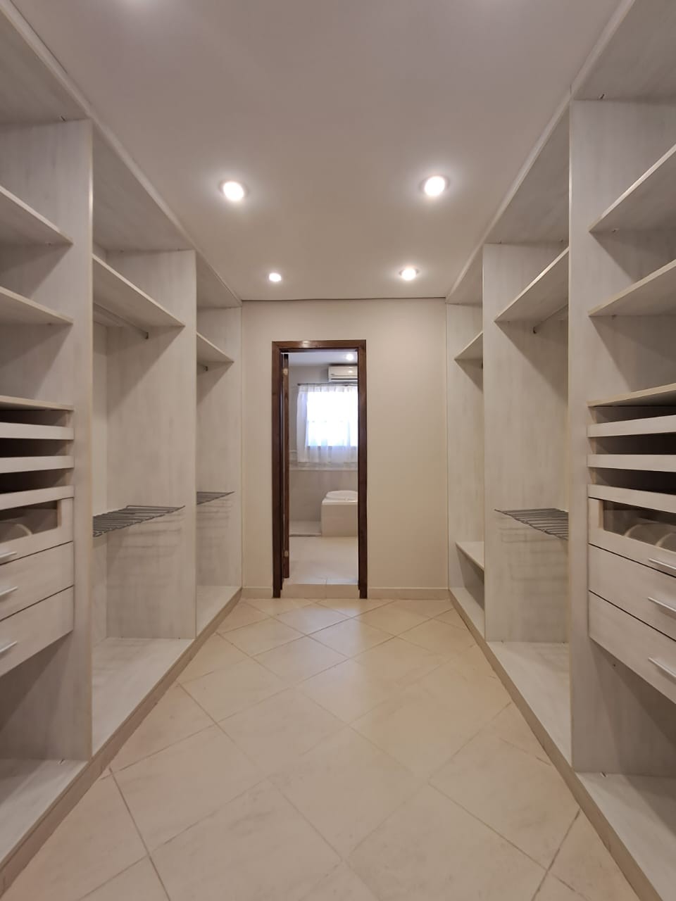 Alquilo Moderna Casa en Exclusivo Barrio Cerrado — foto 3