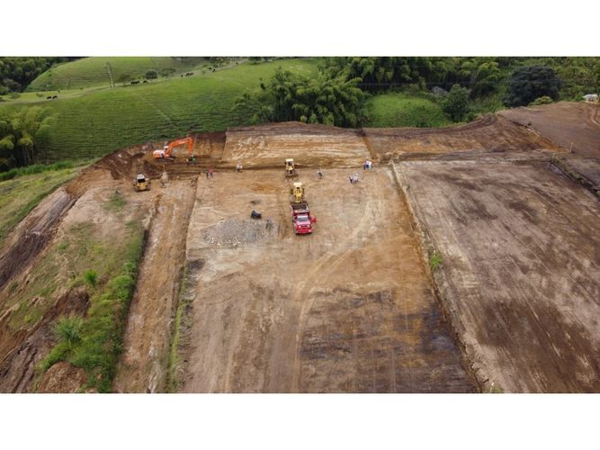 Lote en venta en Membrillal, Armenia, 3700 m² · foto 2 de 6