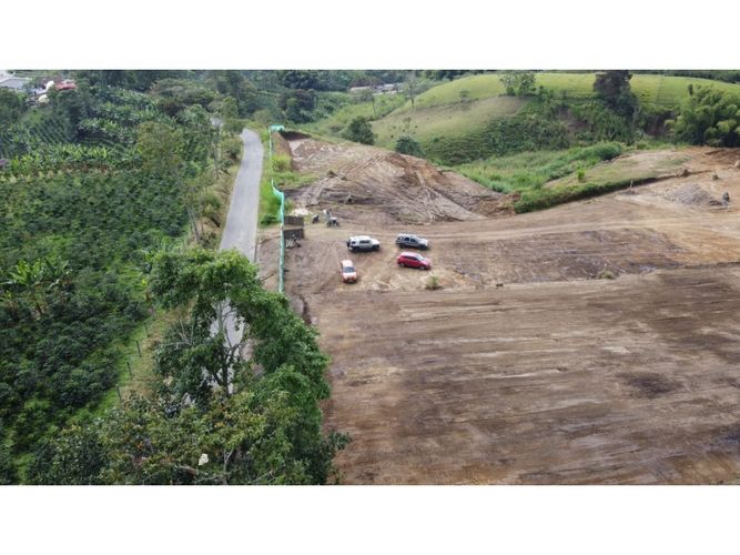 Lote en venta en Membrillal, Armenia, 3700 m² · foto 6 de 6