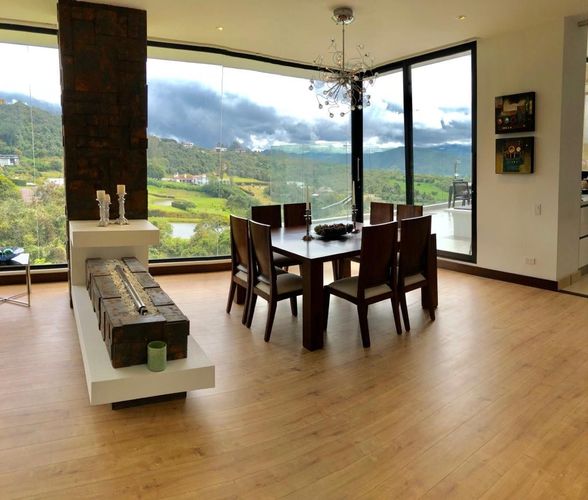 Casa de 4 alcobas en venta en Yerbabonita Bosque Nativo, Chía, 378 m² · foto 4 de 23