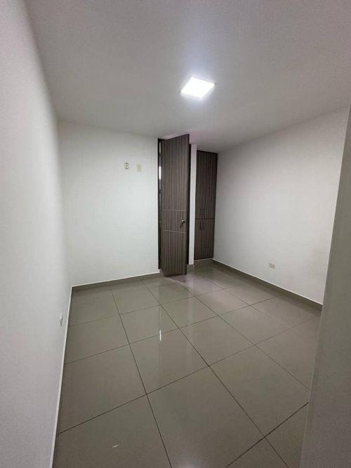 Edificio en venta en El Cedro, Cali, 921 m² · foto 6 de 22