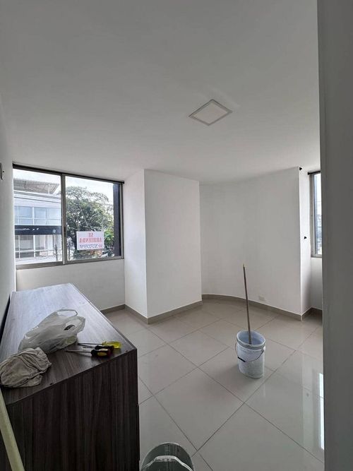 Edificio en venta en El Cedro, Cali, 921 m² · foto 13 de 22