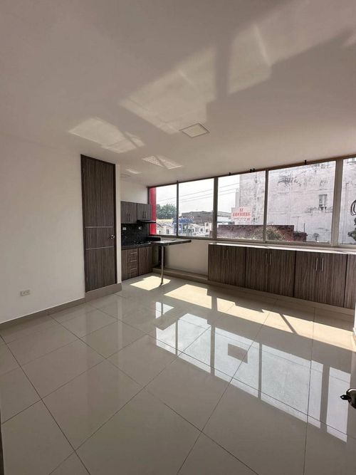 Edificio en venta en El Cedro, Cali, 921 m² · foto 4 de 22