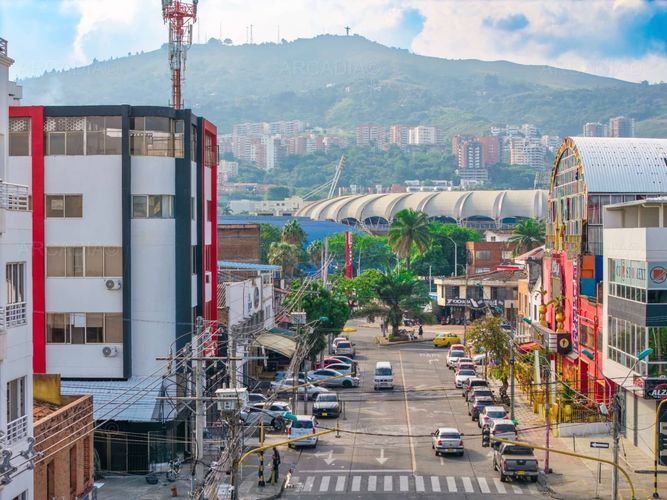Edificio en venta en El Cedro, Cali, 921 m² · foto 3 de 22