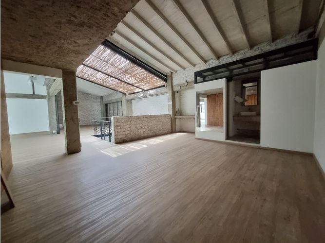 Oficina en venta en Villa Nueva, Medellín, 750 m² · foto 15 de 20