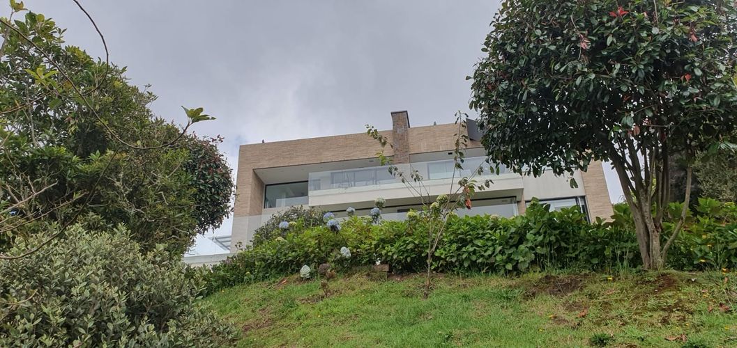 Casa de 4 alcobas en venta en Yerbabonita Bosque Nativo, Chía, 378 m² · foto 22 de 23