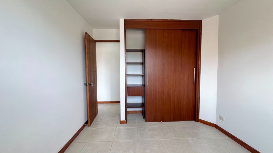 Apartamento de 2 alcobas en venta en San Antonio De Pereira, Rionegro, 74 m² · foto 12 de 24
