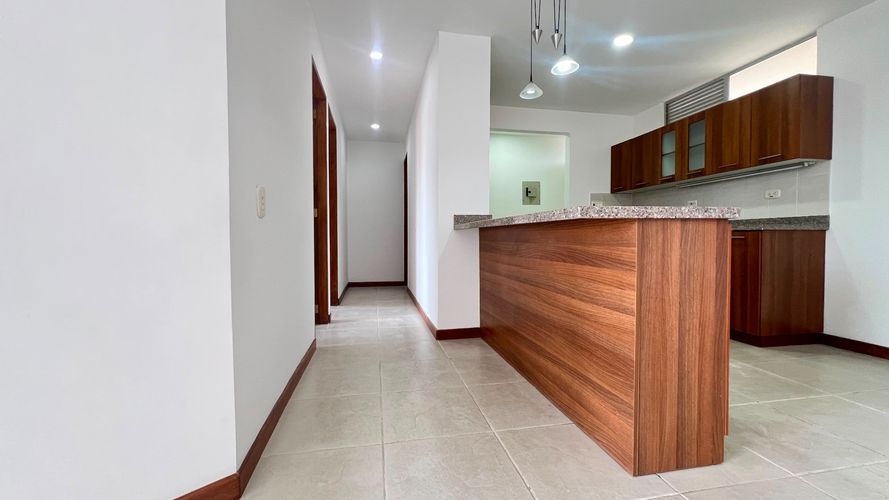 Apartamento de 2 alcobas en venta en San Antonio De Pereira, Rionegro, 74 m² · foto 10 de 24