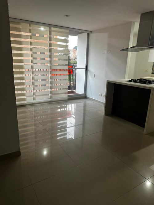 Apartamento de 3 alcobas en venta en Cabañas, Bello, 68 m² · foto 3 de 22