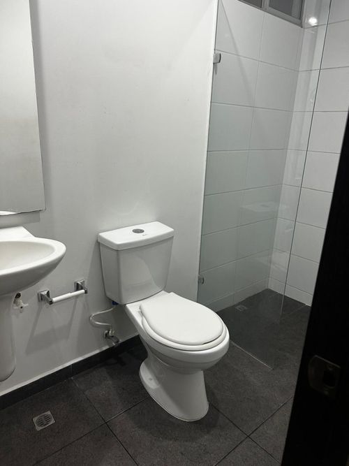 Apartamento de 3 alcobas en venta en Cabañas, Bello, 68 m² · foto 18 de 22