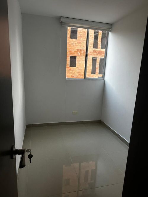 Apartamento de 3 alcobas en venta en Cabañas, Bello, 68 m² · foto 21 de 22