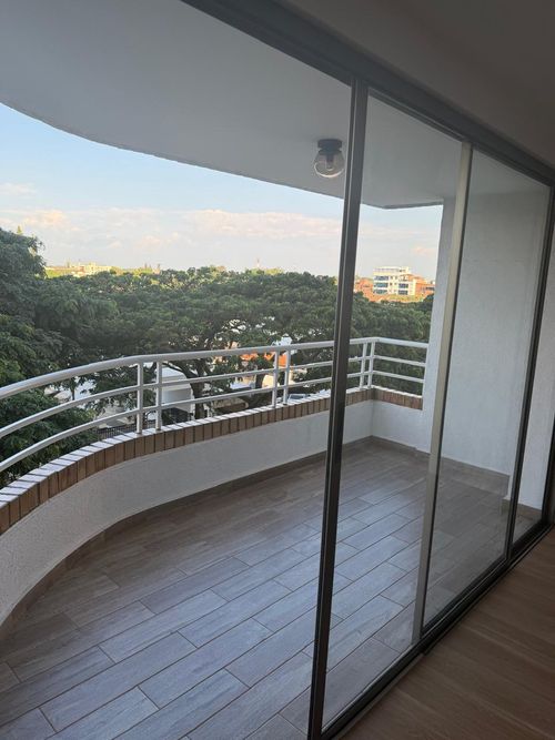 Apartamento en venta en La Flora, Cali · foto 19 de 24