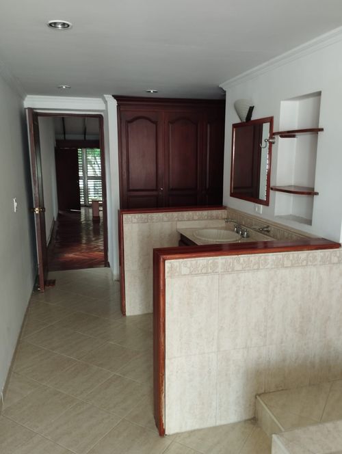 Casa de 6 alcobas en venta en Mayapan Las Vegas, Cali, 250 m² · foto 5 de 19