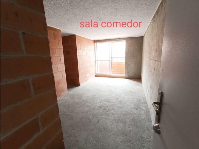 Apartamento de 3 alcobas en venta en La Prosperidad, Madrid, 59 m² · foto 3 de 23