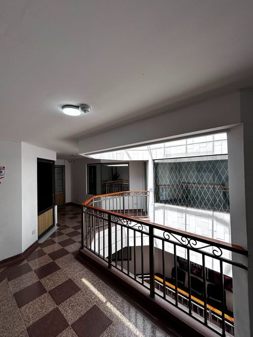 Edificio en arriendo en Cabecera Del Llano, Bucaramanga, 1000 m² · foto 2 de 14