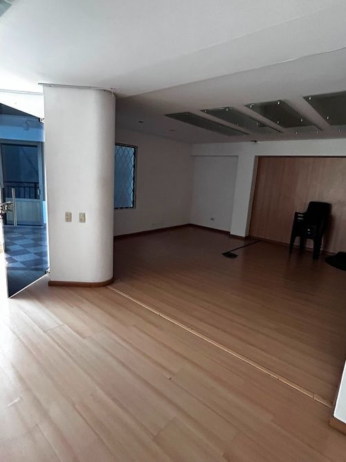Edificio en arriendo en Cabecera Del Llano, Bucaramanga, 1000 m² · foto 4 de 14