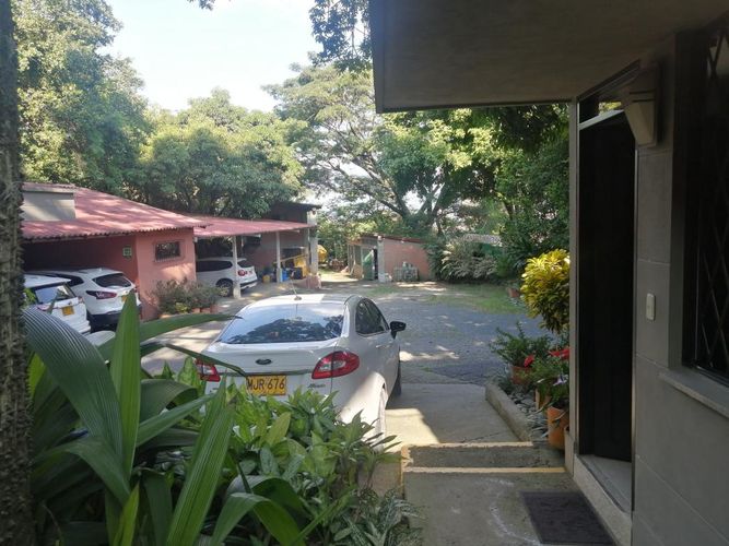 Casa de 4 alcobas en venta en Menga, Cali, 429 m² · foto 11 de 23