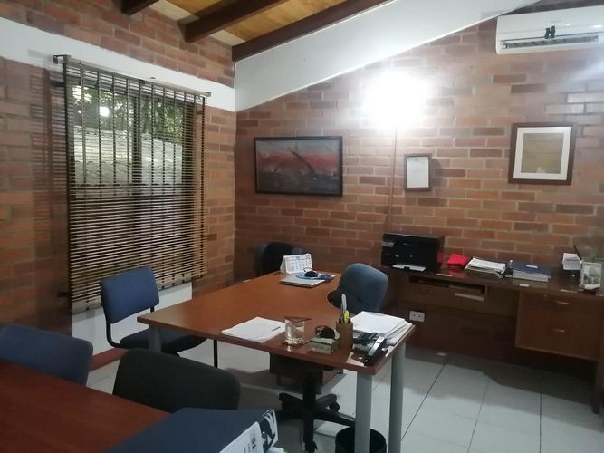 Casa de 4 alcobas en venta en Menga, Cali, 429 m² · foto 13 de 23