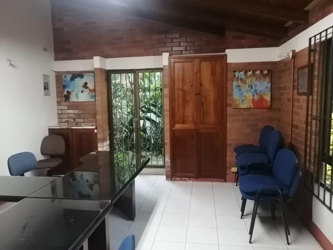Casa de 4 alcobas en venta en Menga, Cali, 429 m² · foto 14 de 23