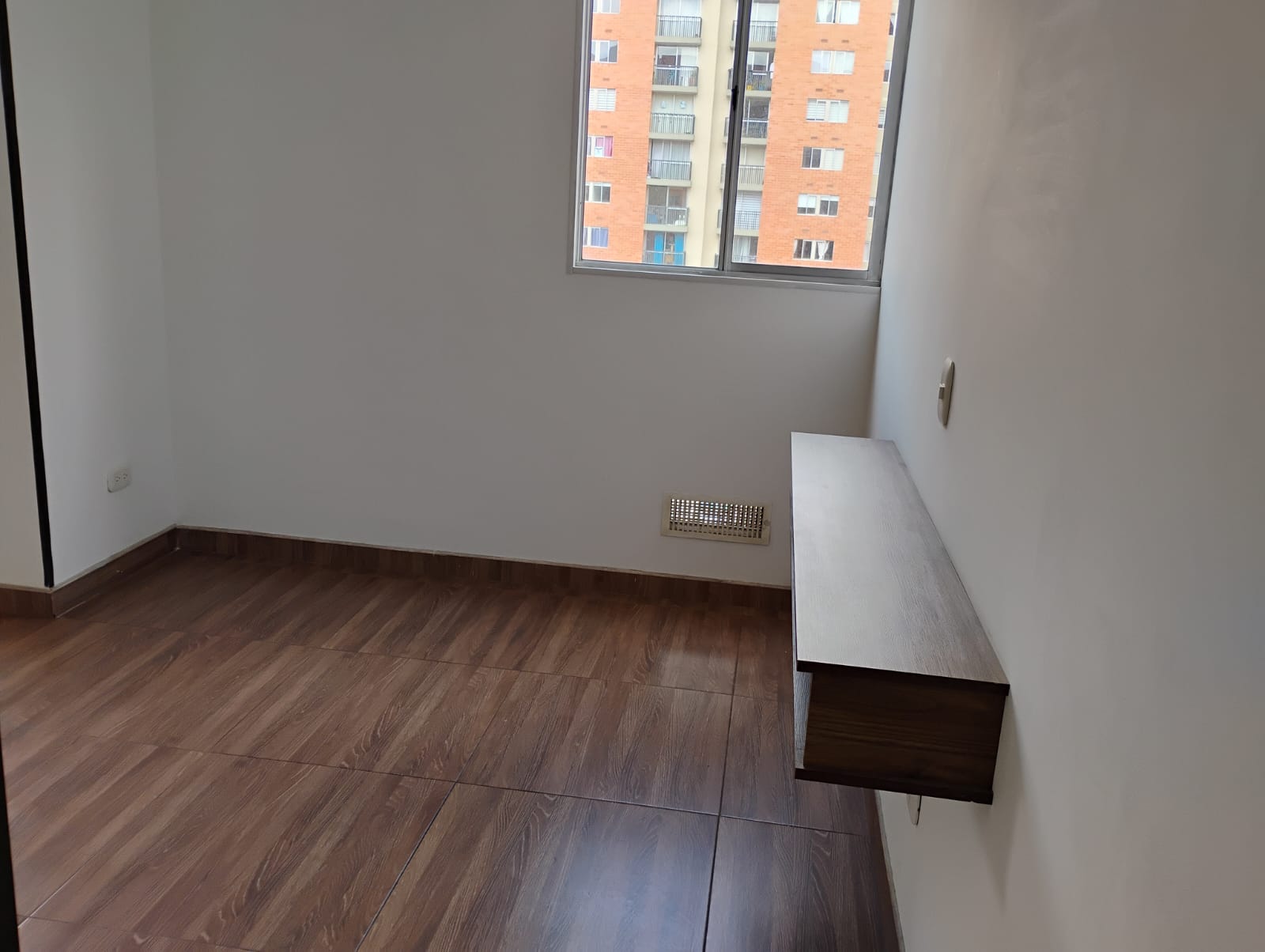 Apartamento en venta en La Prosperidad, Madrid 4