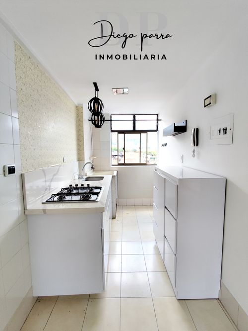Apartamento de 1 alcoba en venta en El Carmen, Ibagué, 33 m² · foto 4 de 12