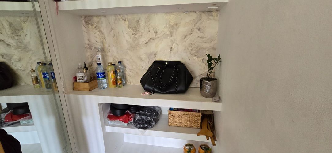 Local en venta en El Poblado, Medellín, 17 m² · foto 3 de 7