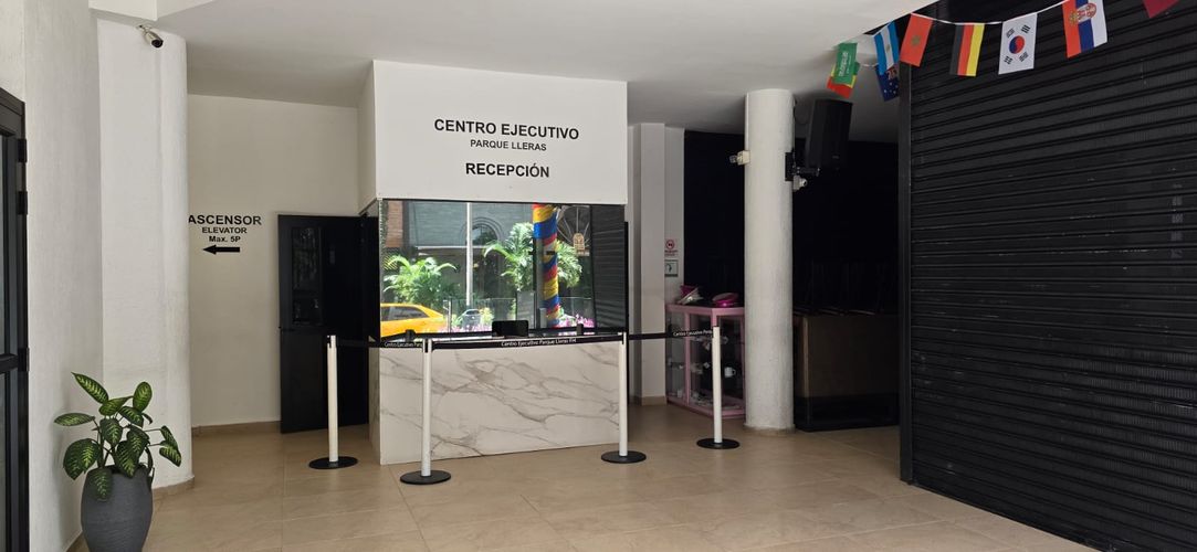 Local en venta en El Poblado, Medellín, 17 m² · foto 6 de 7