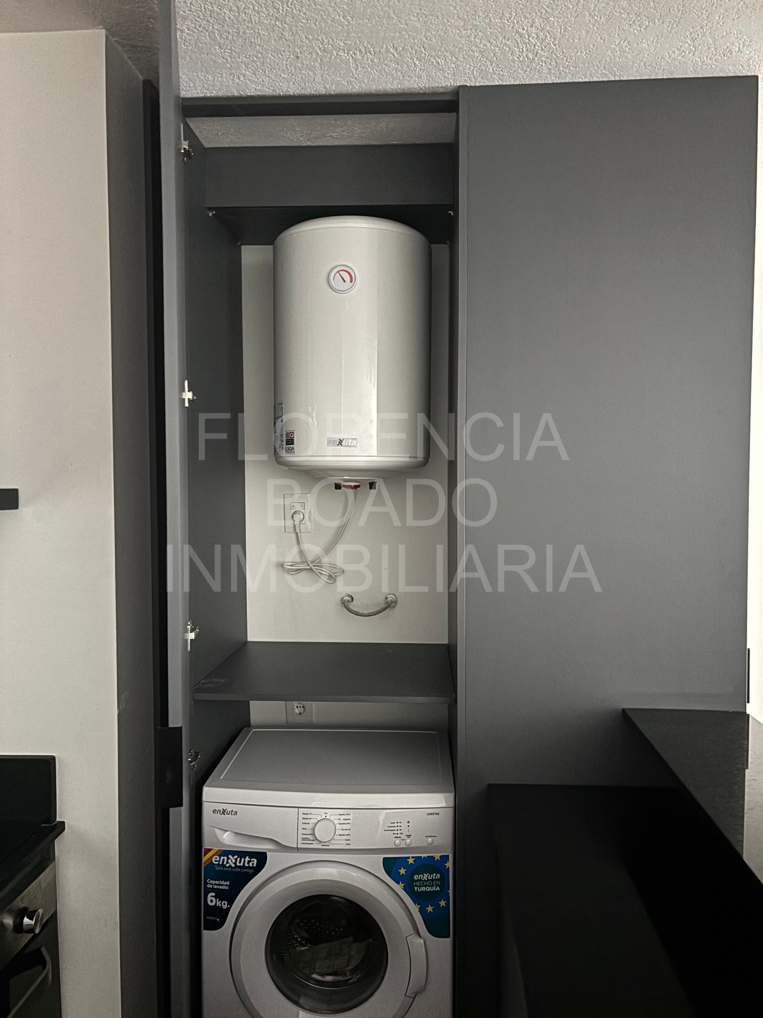 Estrenar apto de construccion tradicional, amplio balcón al frente, amenidades y opción de garage · Foto 8