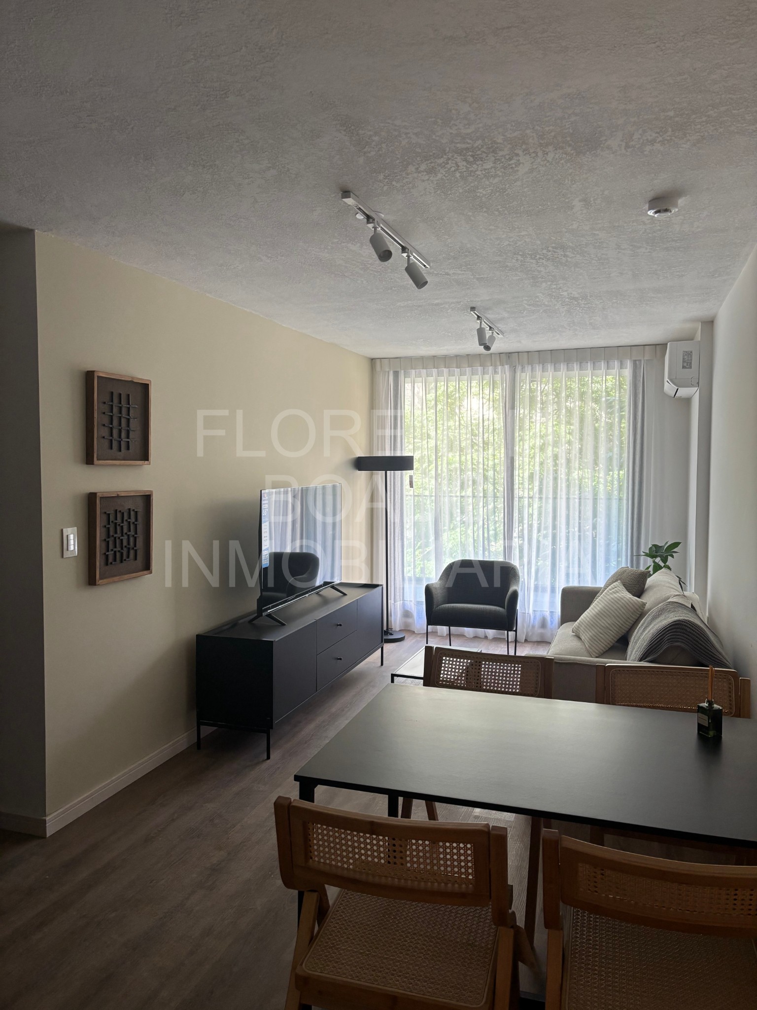Estrenar apto de construccion tradicional, amplio balcón al frente, amenidades y opción de garage · Foto 3