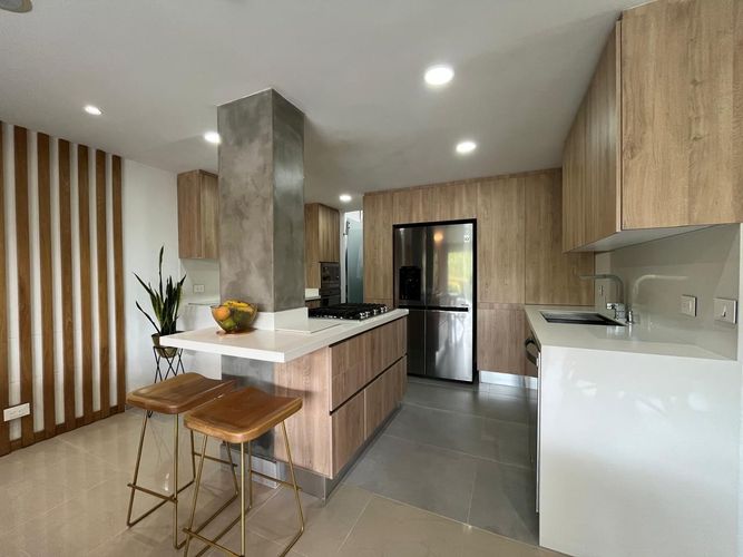 Casa de 3 alcobas en venta en Escobero, Envigado, 256 m² · foto 14 de 20