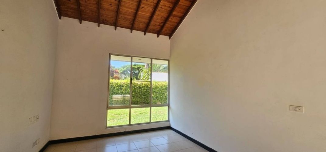 Casa de 4 alcobas en venta en La Morada, Jamundí, 274 m² · foto 11 de 20