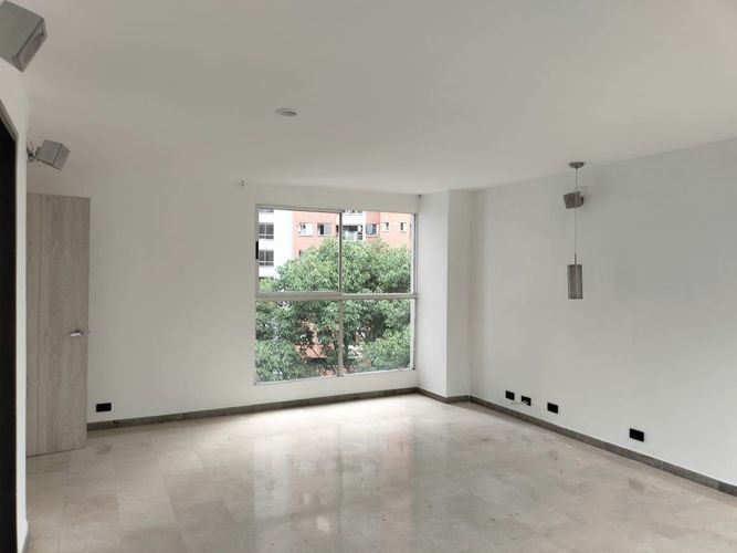 Apartamento de 3 alcobas en venta en El Poblado, Medellín, 232 m² · foto 15 de 19