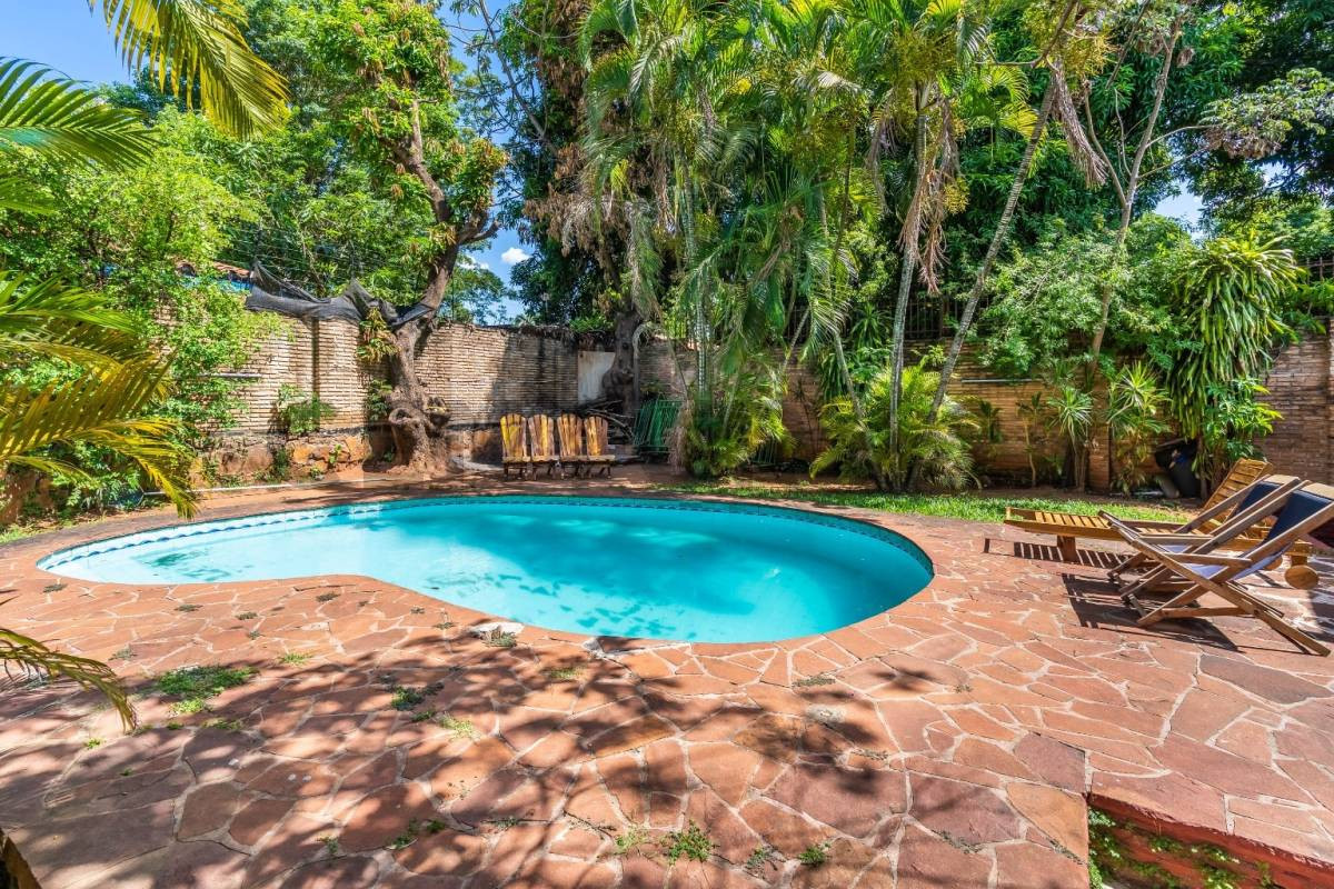 Residencia Exclusiva en Venta en Villa Adela, Luque — foto 2